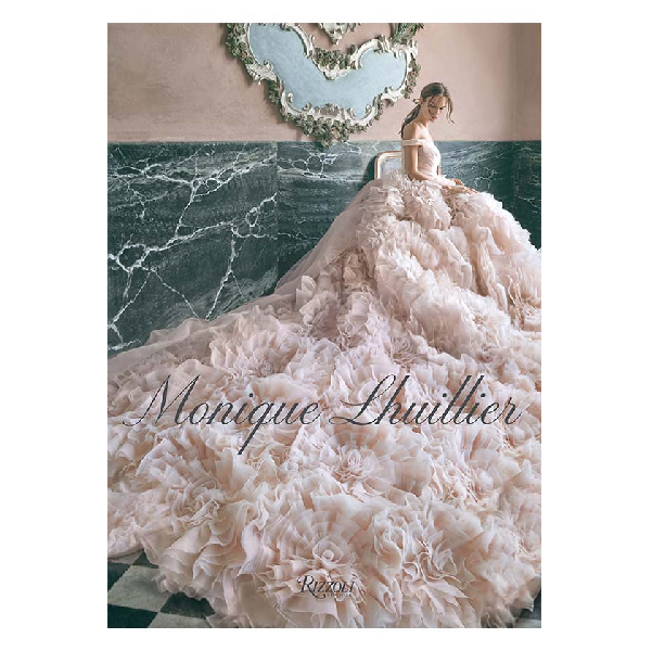 Monique Lhuillier : Dreaming of Fashion and Glamour