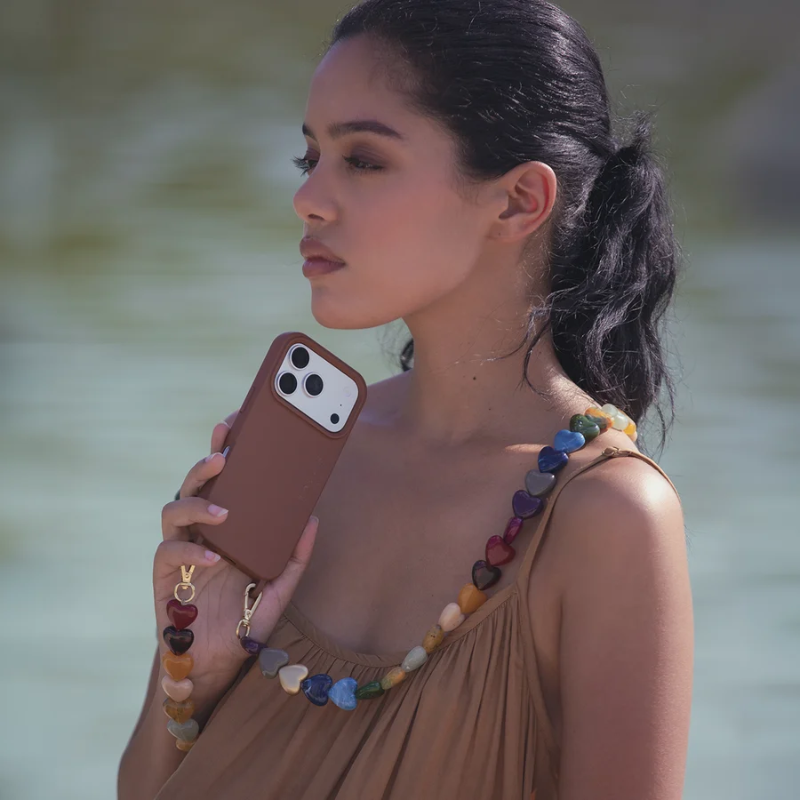 Louvini Milo Brown MagSafe iPhone Case