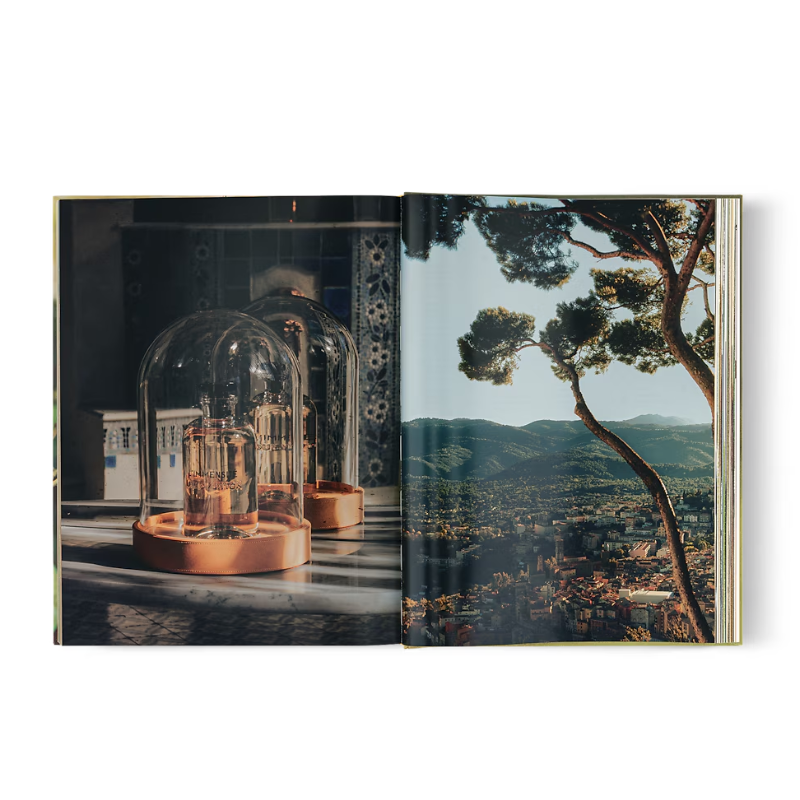 Louis Vuitton: A Perfume Atlas Book