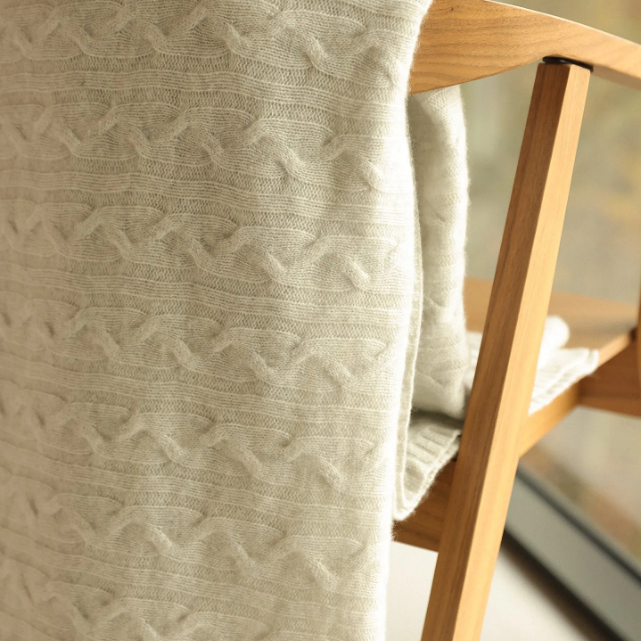 100% Cashmere Throw