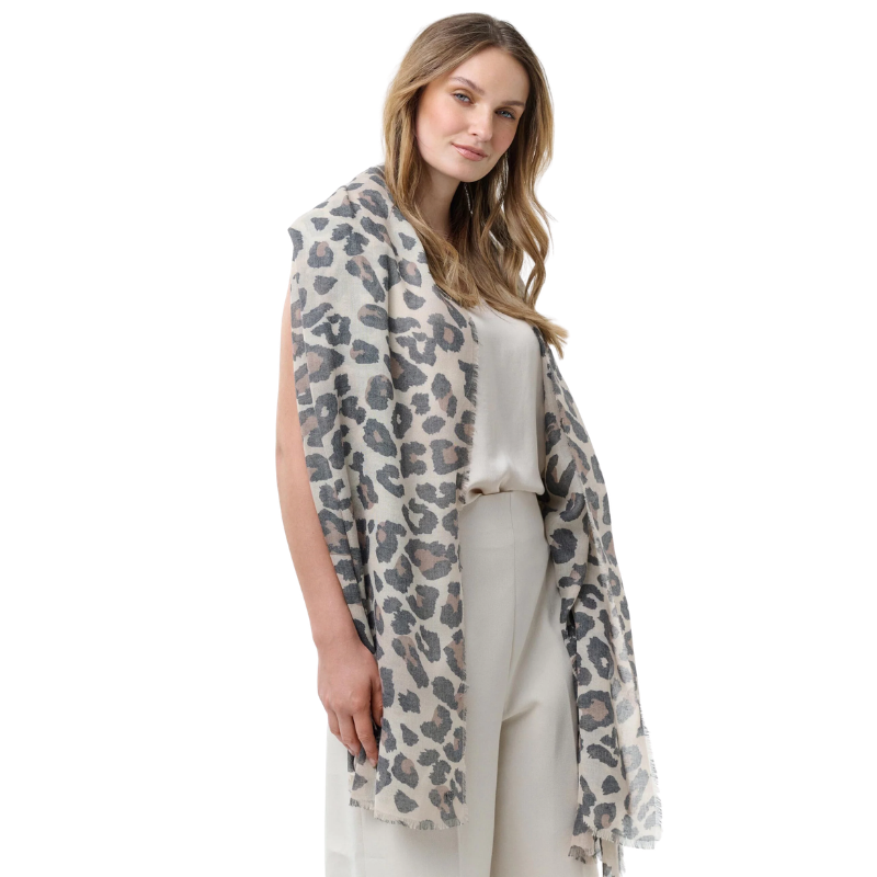 Lightweight Leopard Print Scarf