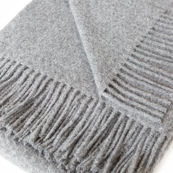 Light Grey Cardiff Throw - Boutique Marie Dumas