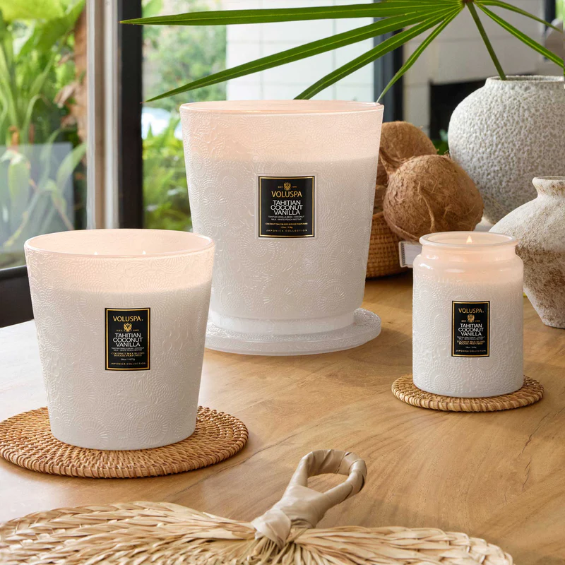 Bougie Voluspa Tahitian Coconut Vanilla Hearth à 3 mèches