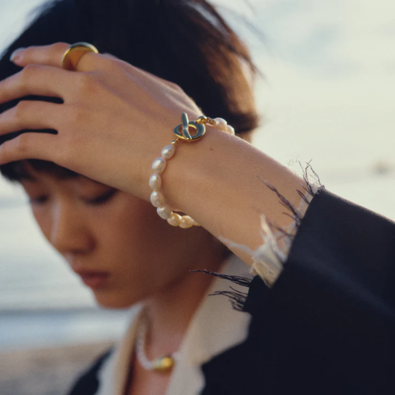 Biko Gold Tasia Pearl Bracelet - Boutique Marie Dumas