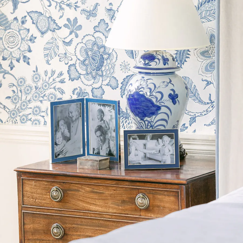 Addison Ross Navy 4 x 6 Enamel Frame