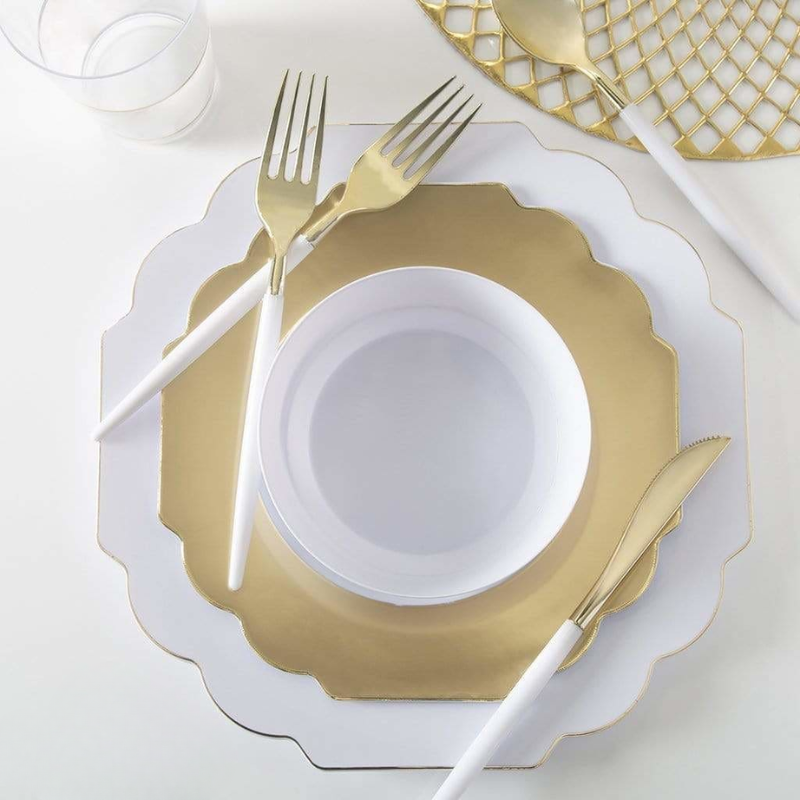 Gold &amp; White Scalloped Plastic Salad Plates