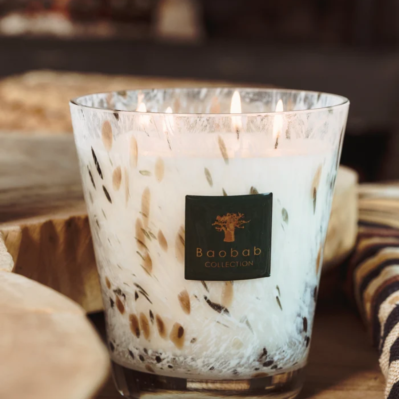 Baobab Collection Hanola White World Candle