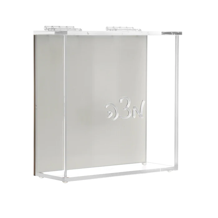 Boîte à matza transparente avec inscription argentée