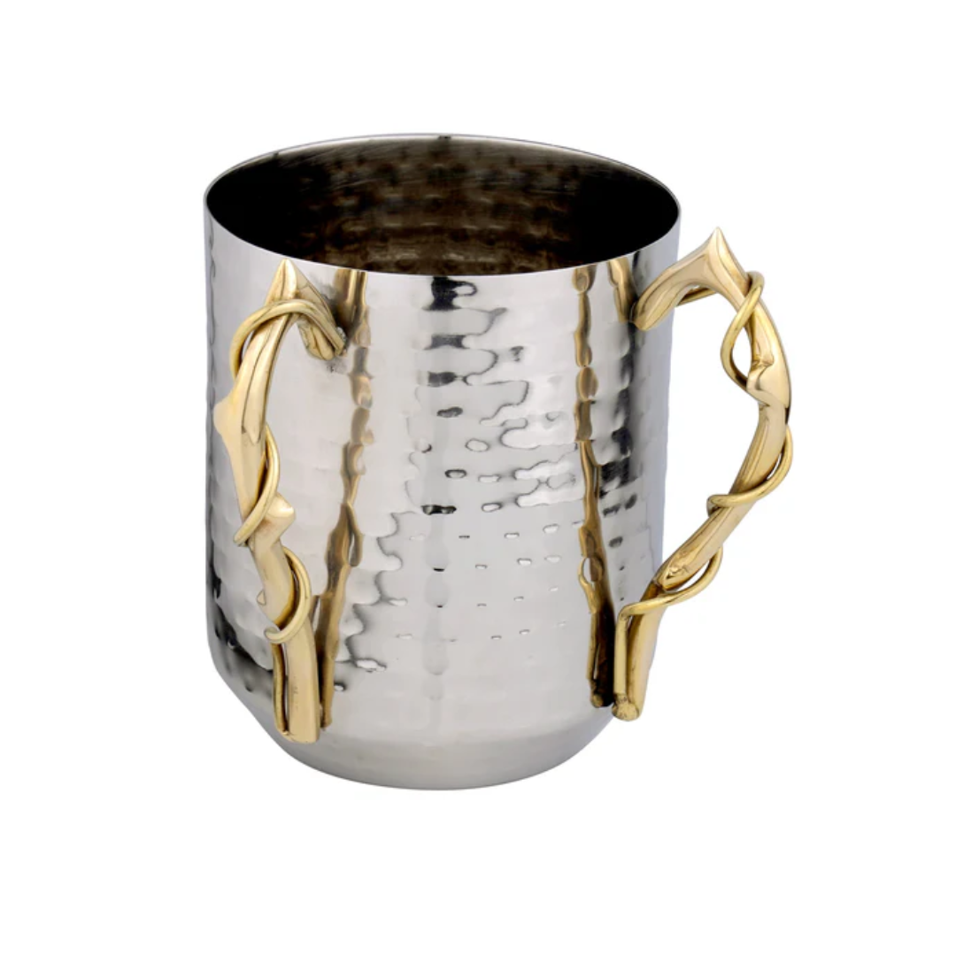 Tasse à laver à poignée dorée