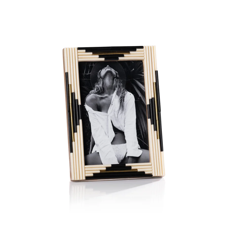Piped Resin 4x6 Frame