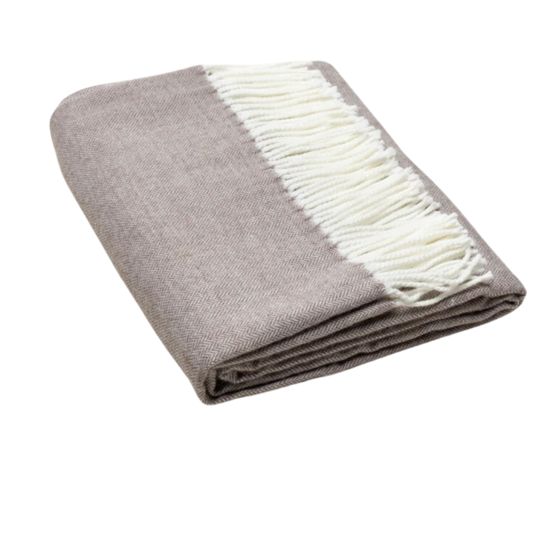 Herringbone Fringe Throw - Boutique Marie Dumas