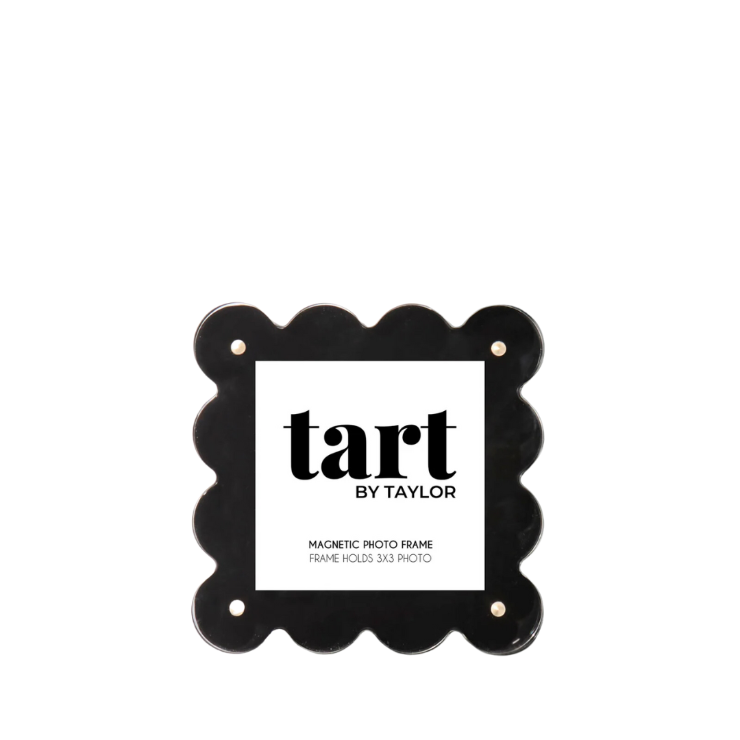 Mini Scalloped Acrylic Picture Frame - Boutique Marie Dumas