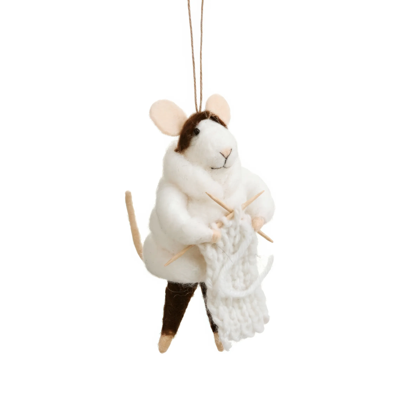 Ornement de souris tricotant une écharpe
