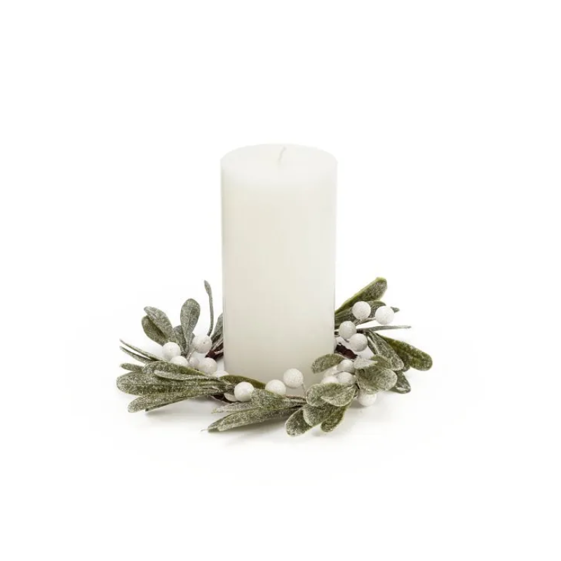 Berries and Leaves Candle Ring