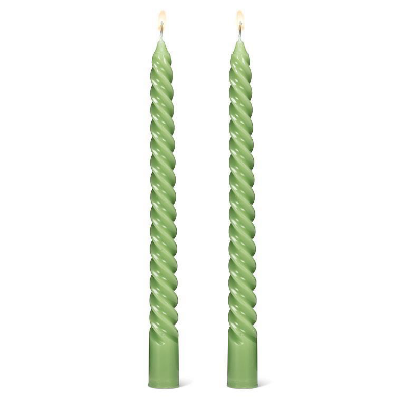 Tight Spiral Taper Candle